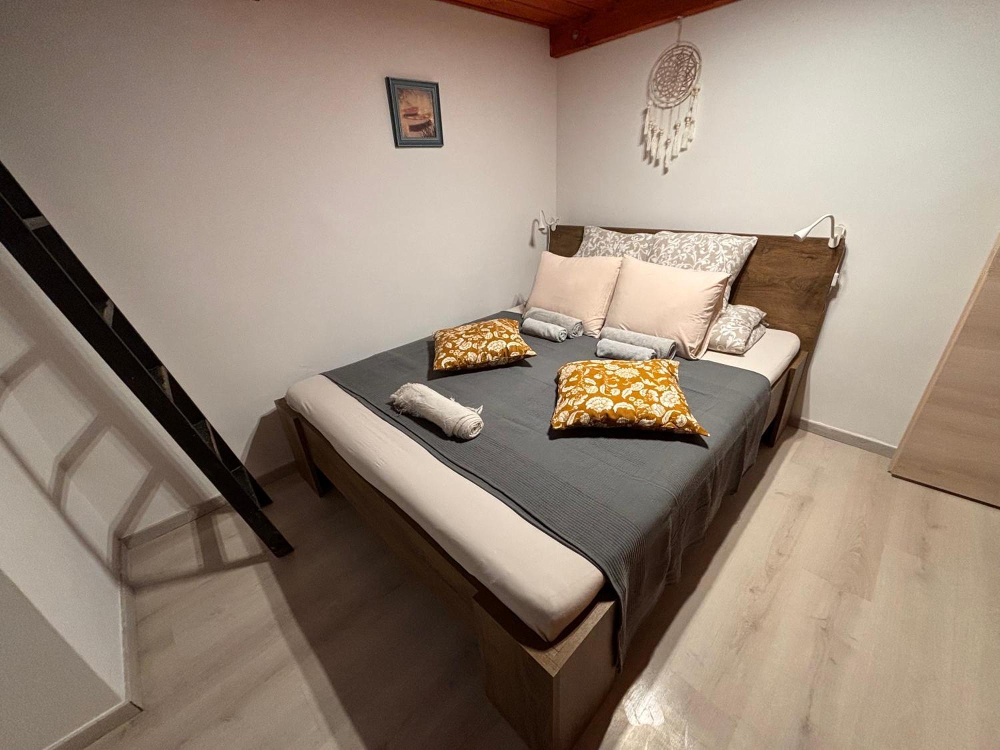 Goldcentral Apartment Danube Budapest Exterior foto